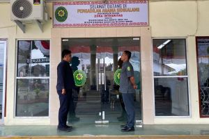 Morning Briefing Petugas Keamanan Pengadilan Agama Sidikalang Arahan Kasubbag Umum dan Keuangan