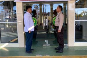 BRIEFING PAGI PETUGAS KEAMANAN