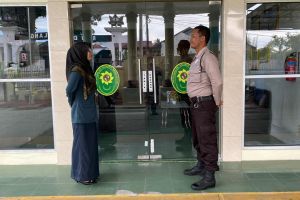BRIEFING PAGI PETUGAS KEAMANAN