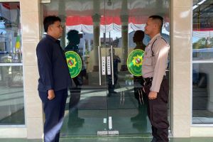 Prosedur Pelayanan oleh Kasub Umum dan Keuangan, Morning Briefing Petugas Keamanan Pengadilan Agama Sidikalang