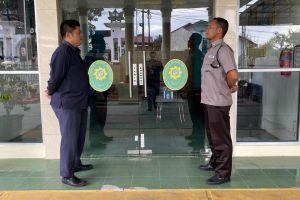 Morning Briefing Petugas Keamanan Sidikalang oleh Kepala Sub Bagian Perencanaan, TI dan Pelaporan (PTIP)